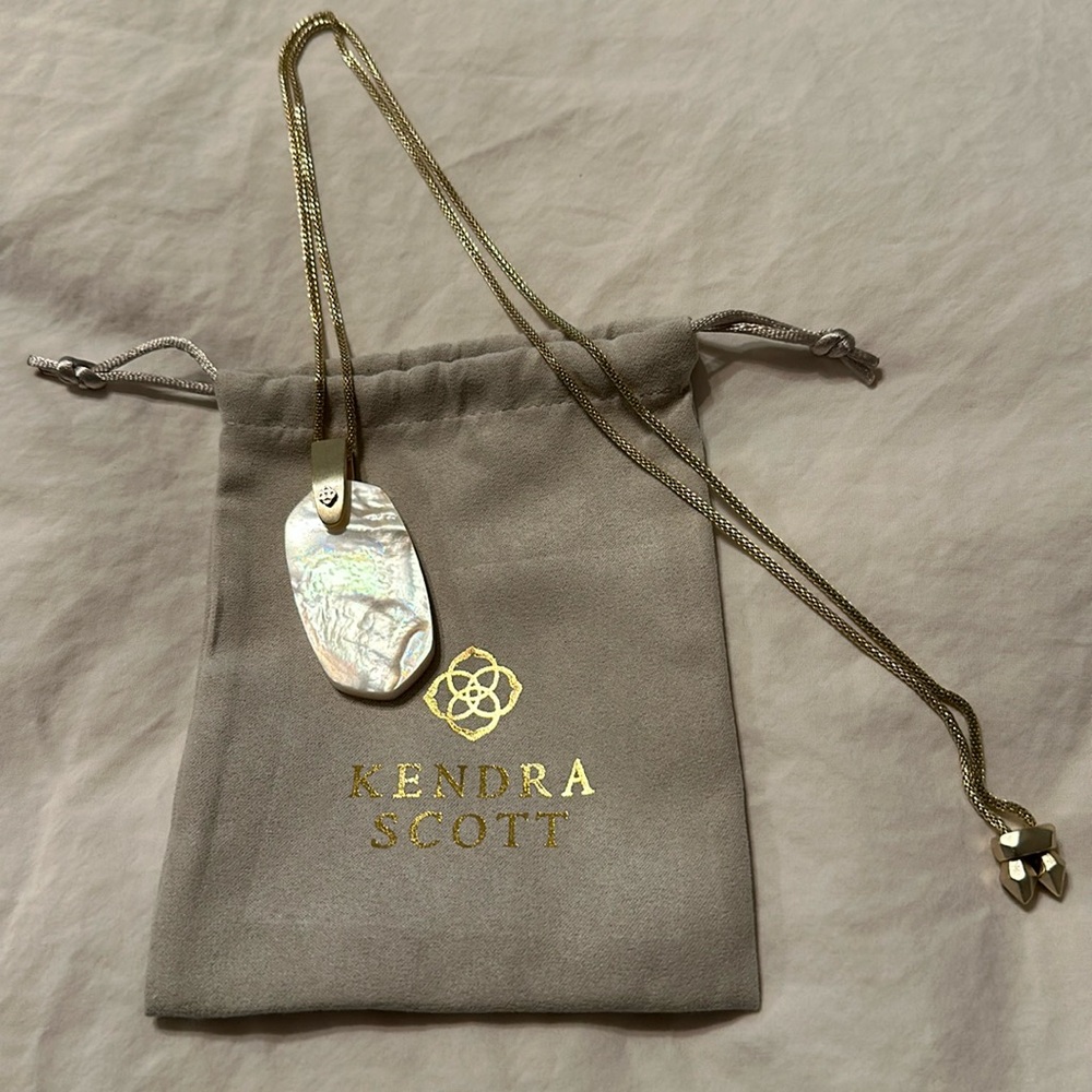 Kendra Scott Necklace